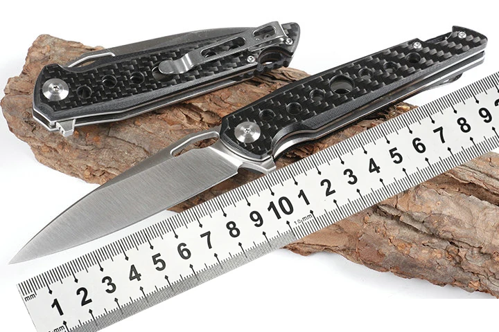 

High Quality Carbon Fiber Folding Knife D2 Steel Outdoor CS GO Military Camp Survival Knife Hiking Defense Tools EDC Knives
