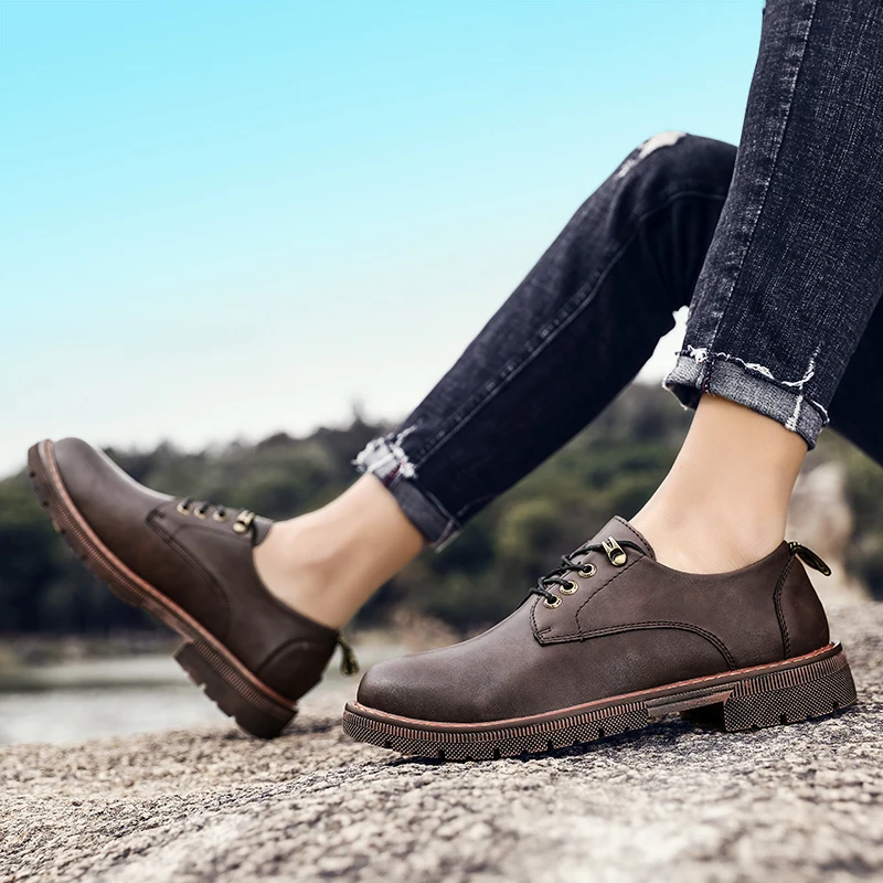 Мужская деловая обувь осенняя повседневная модная кожаная для мужчин кроссовки