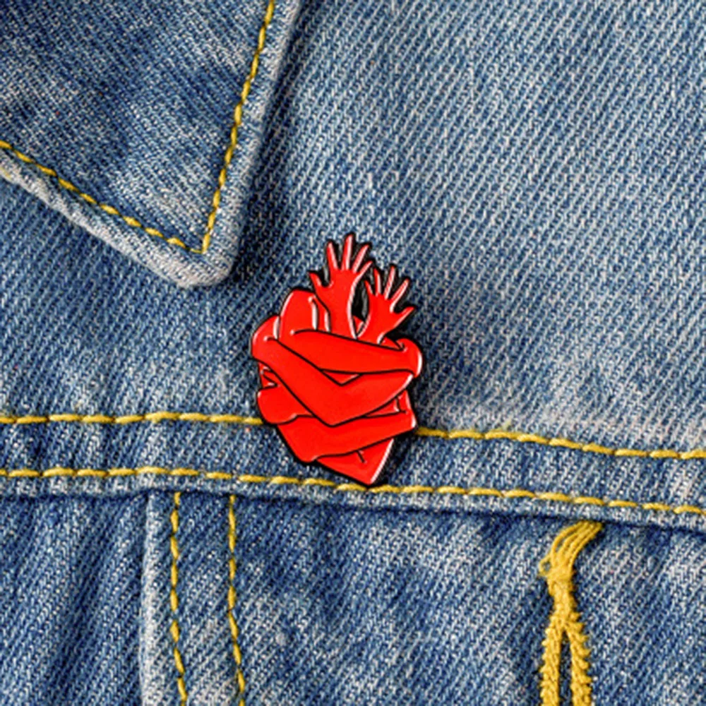 

Clothes Lapel Pin Brooches Bag Pin Doctor Gift Jewelry Badge Starry Heart Enamel Pin Heart Bloodthirsty Hug