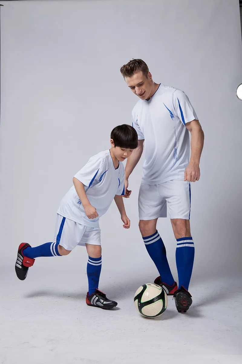 Kids Football Uniforms Kits Sports Soccer Jerseys+Pants Suit Short Sleeve Blank Training Suit Set for Children Boys - Цвет: White