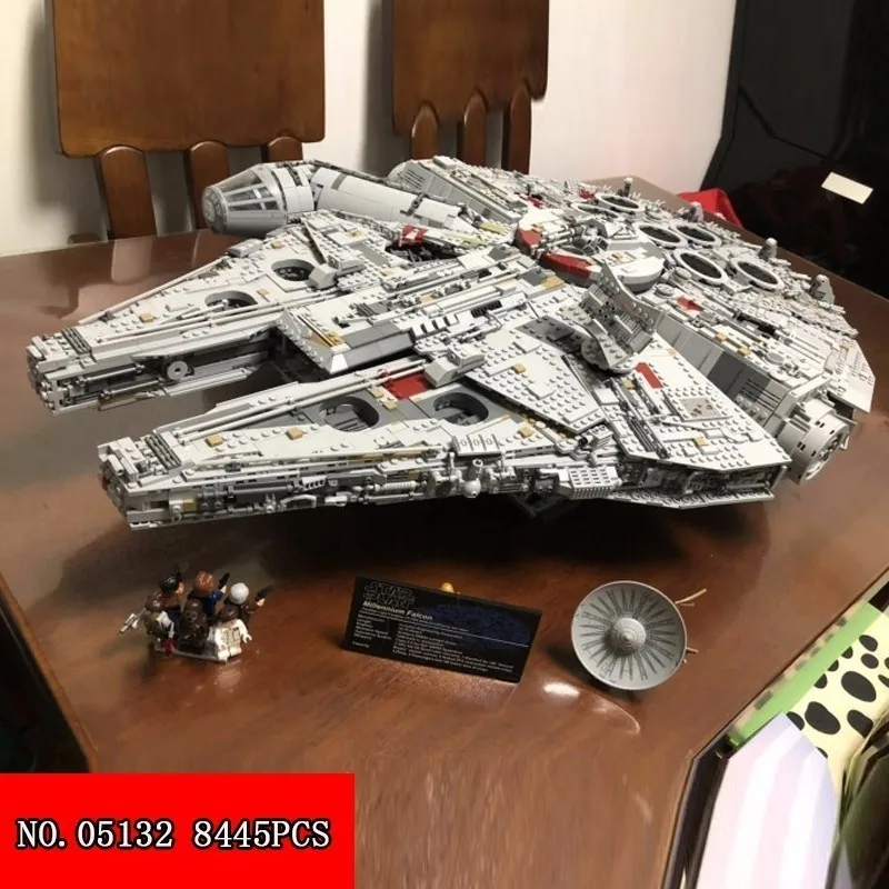 8445 шт. Ultimate Millenaries Falcon флагман сборка орфографическая вставка строительный блок