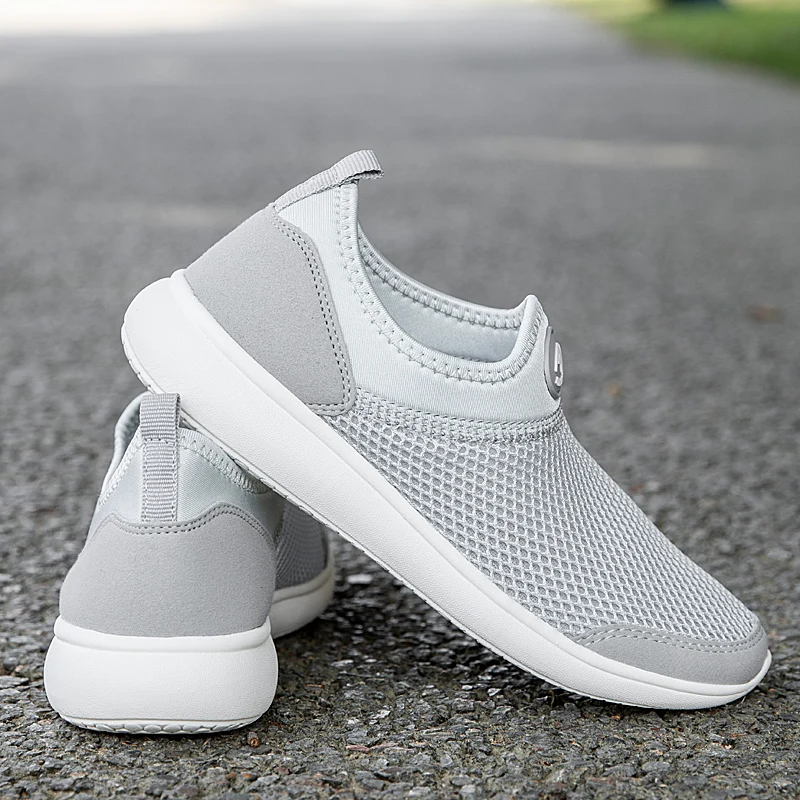 Кроссовки без шнуровки унисекс сетчатые дышащие легкая повседневная обувь для