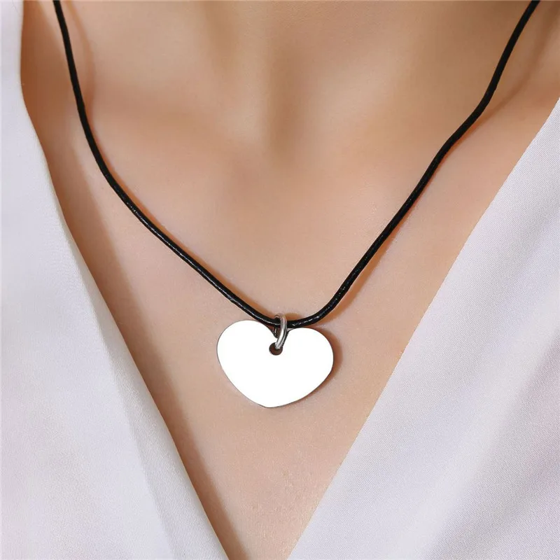 

NHGBFT Simple Love Heart Stainless Steel Pendant For Womens Lady Jewelry With Leather Chain Dropshipping