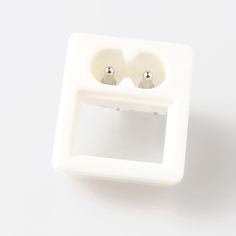 Промышленная Входная электрическая розетка без переключателя IEC C8 с