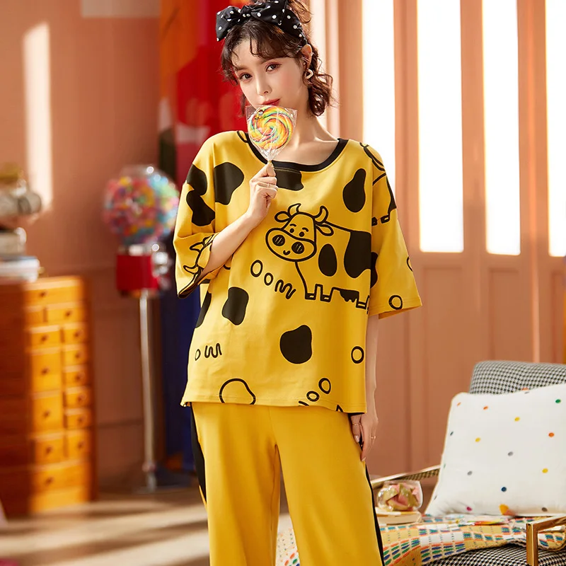 

Костюм летний модный желтый пижамный комплект с героями мультфильмов для женщин хлопковая одежда для сна с коротким рукавом Корейская Своб...