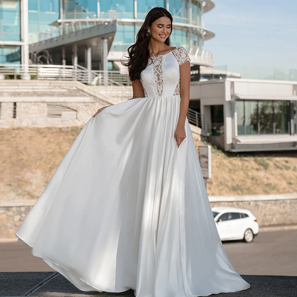 

Атласное свадебное платье-трапеция, модель 2021, кружевное блестящее элегантное платье невесты с вырезом лодочкой и пуговицами, индивидуальн...