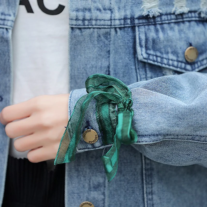 Куртка женская джинсовая демисезонная свободного покроя с вышивкой|Женские