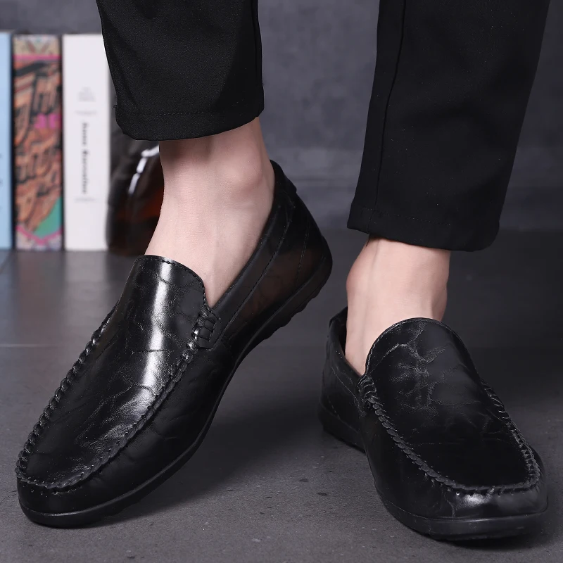 Туфли мужские кожаные без застежки дышащие лоферы плоская подошва Мокасины