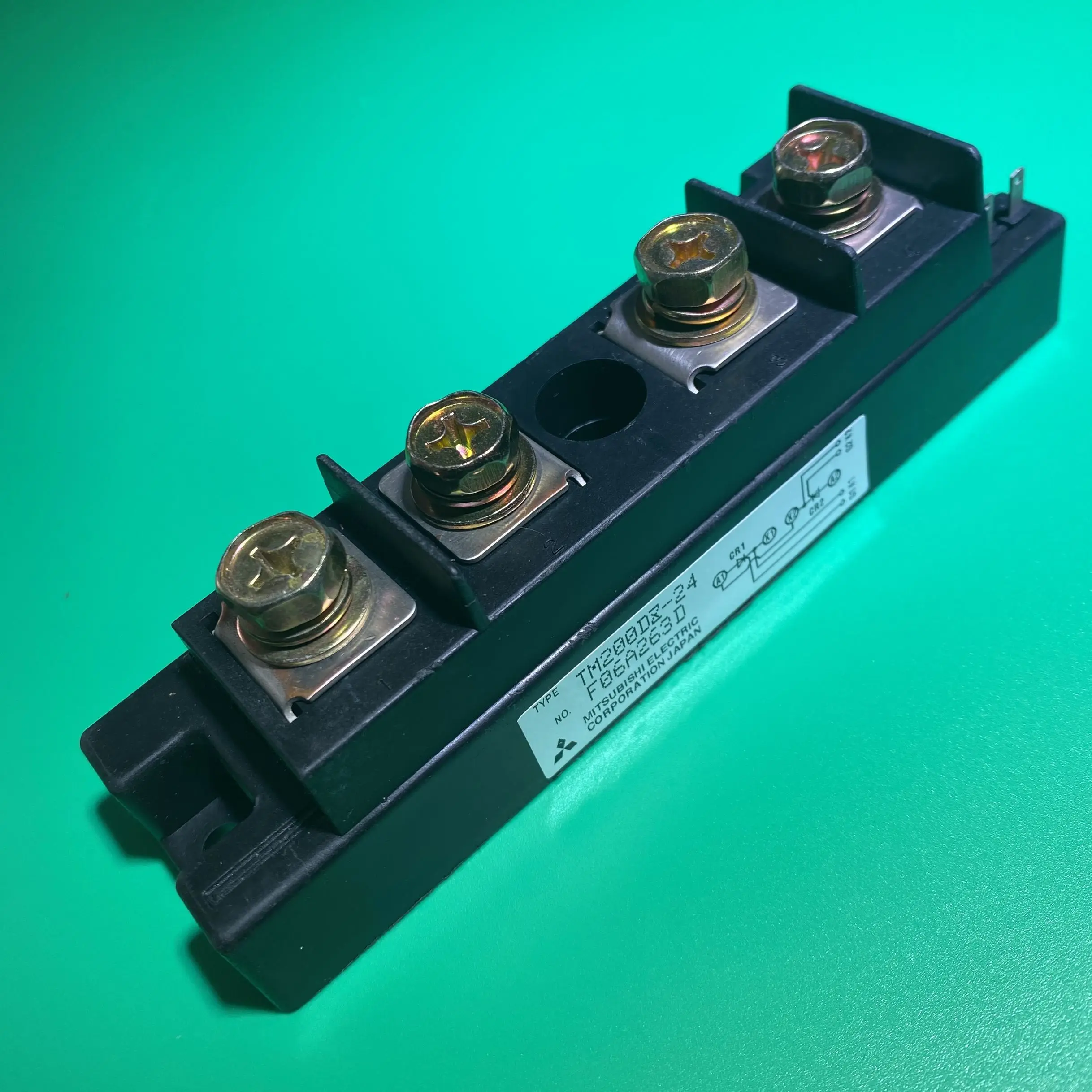 TM200DZ-24 модуль TM200 DZ-24 IGBT TM200DZ24 TM 200DZ-24 TM200D Z-24