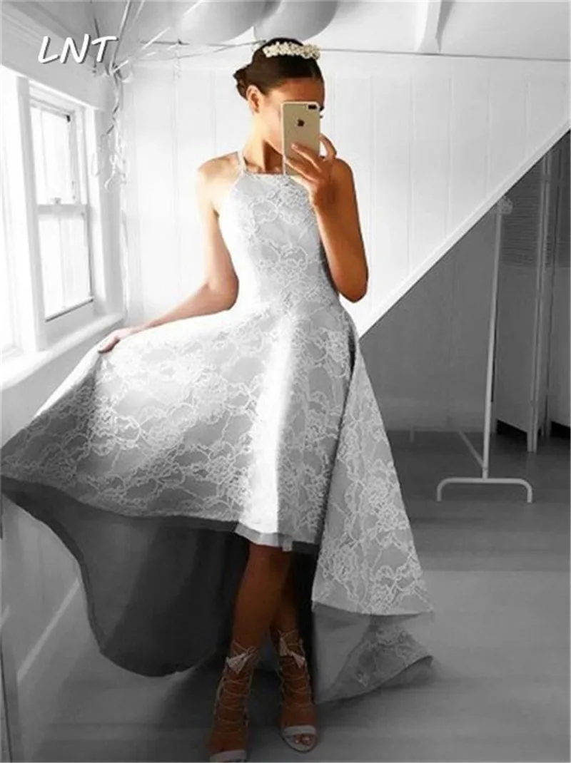 Серебристые платья с высоким и низким вырезом кружевные вечерние для выпускного