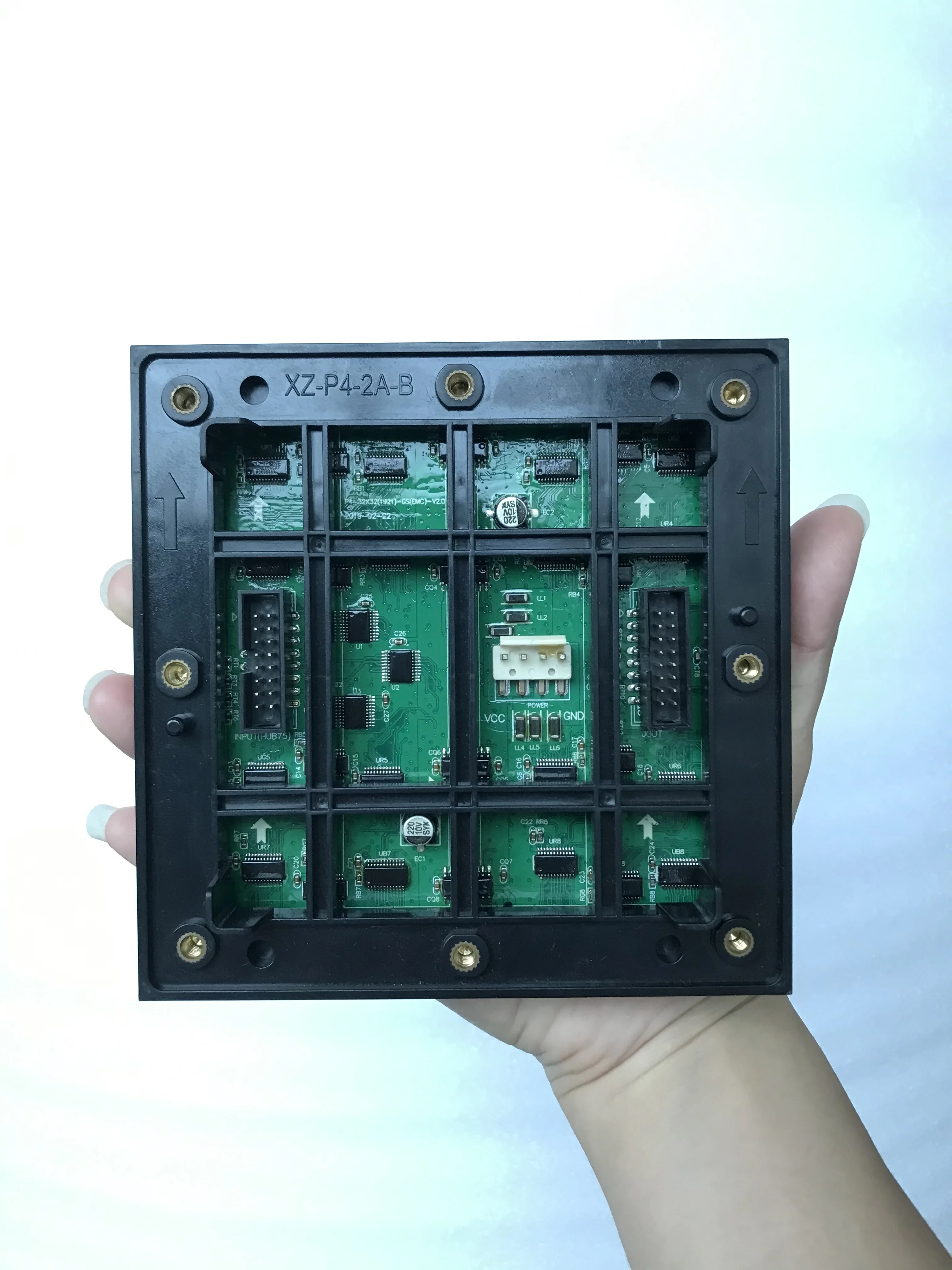 Настраиваемый высококачественный уличный светодиодный модуль P4 128x128 мм экран