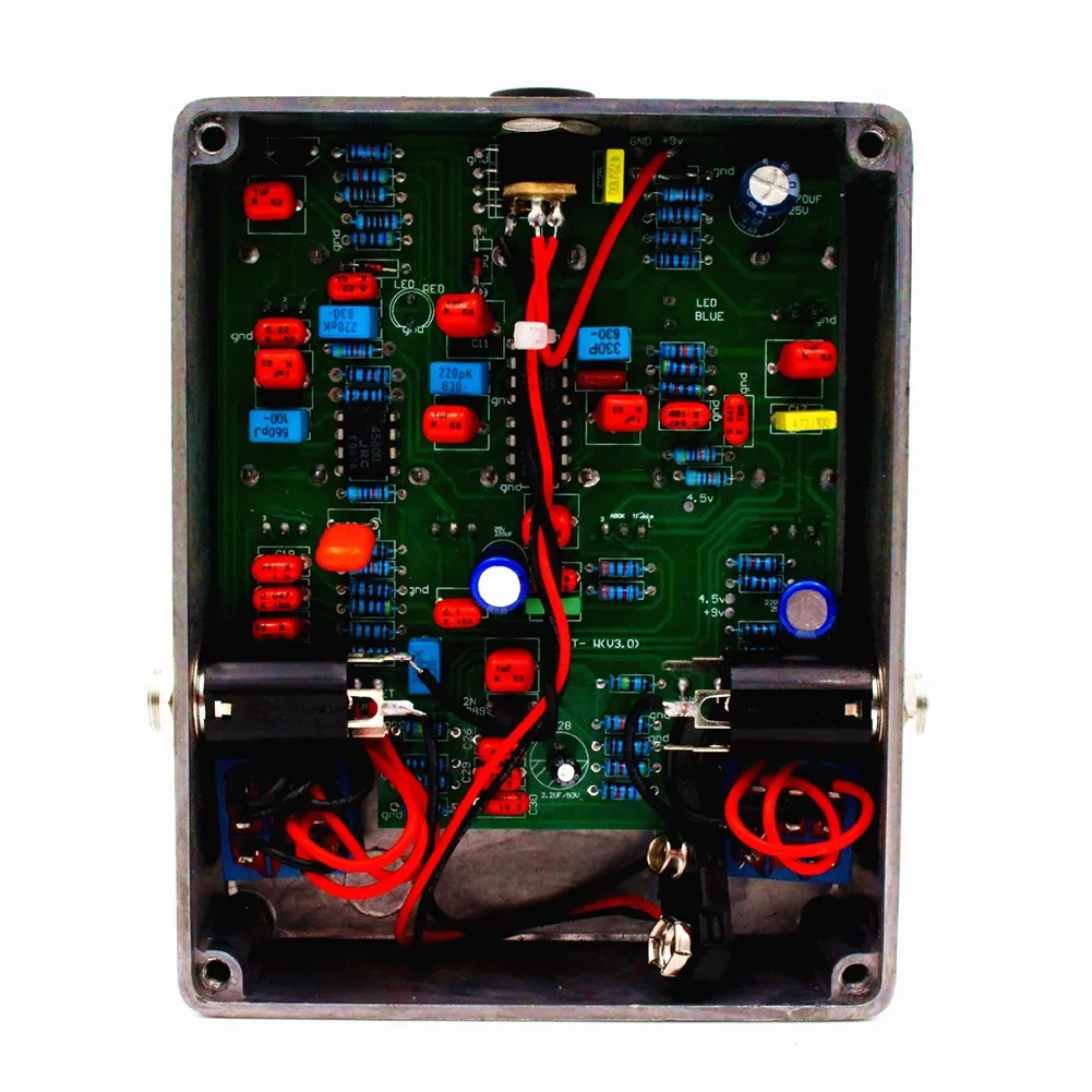 

TW Distortion Guitar Bass Effect Pedal 3 Band EQ Boost Crunch Pedal Two Distinct VoicesHard And Brutal Sparkle High Gain Tones