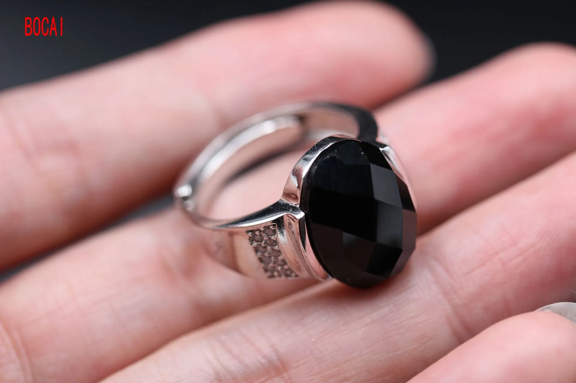 

Real 925 sterling silver simple atmosphere black agate inlaid silver ring