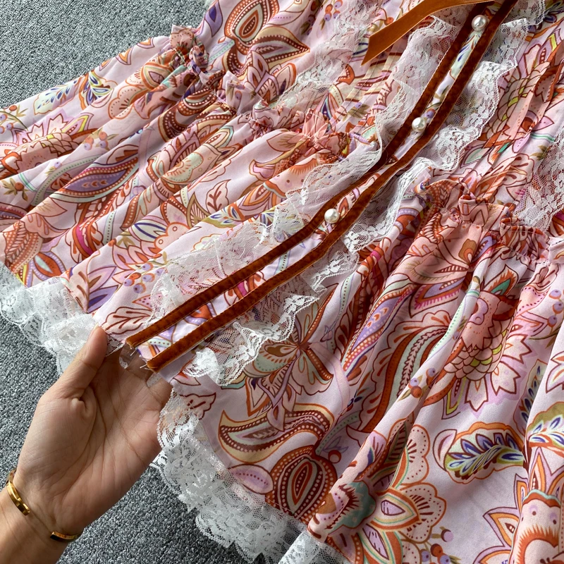 

Palace Style Female Spring Dress 2021 Design Lace Slim Retro Print Long Sleeve Fashion Runway Ruffle Patchwork Elegant Clothing