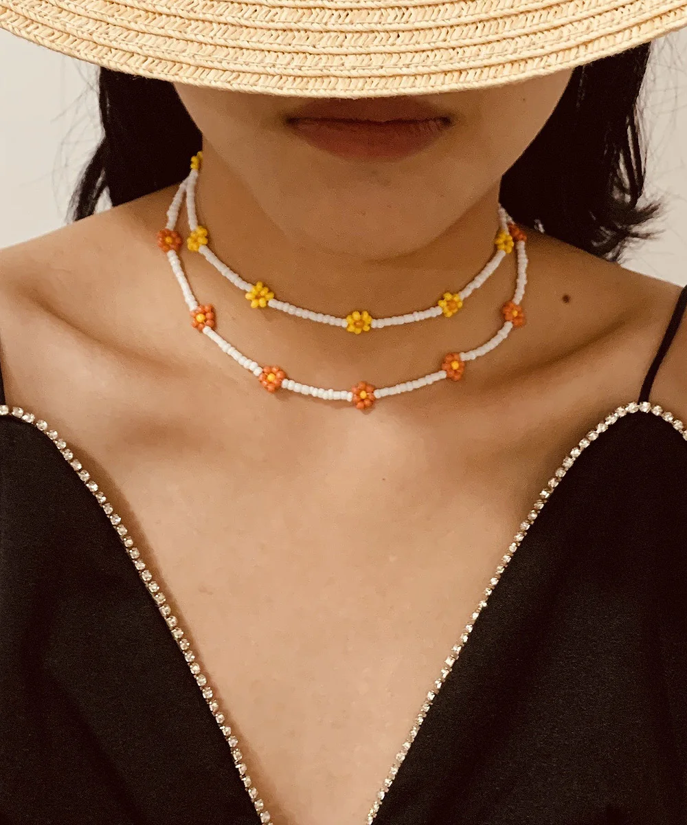 

Bohemian Daisy SunFlower Necklace Choker Simple Rice Beaded Flower Necklace Daisy Seed Bead Bracelet Anklet for Women Girls
