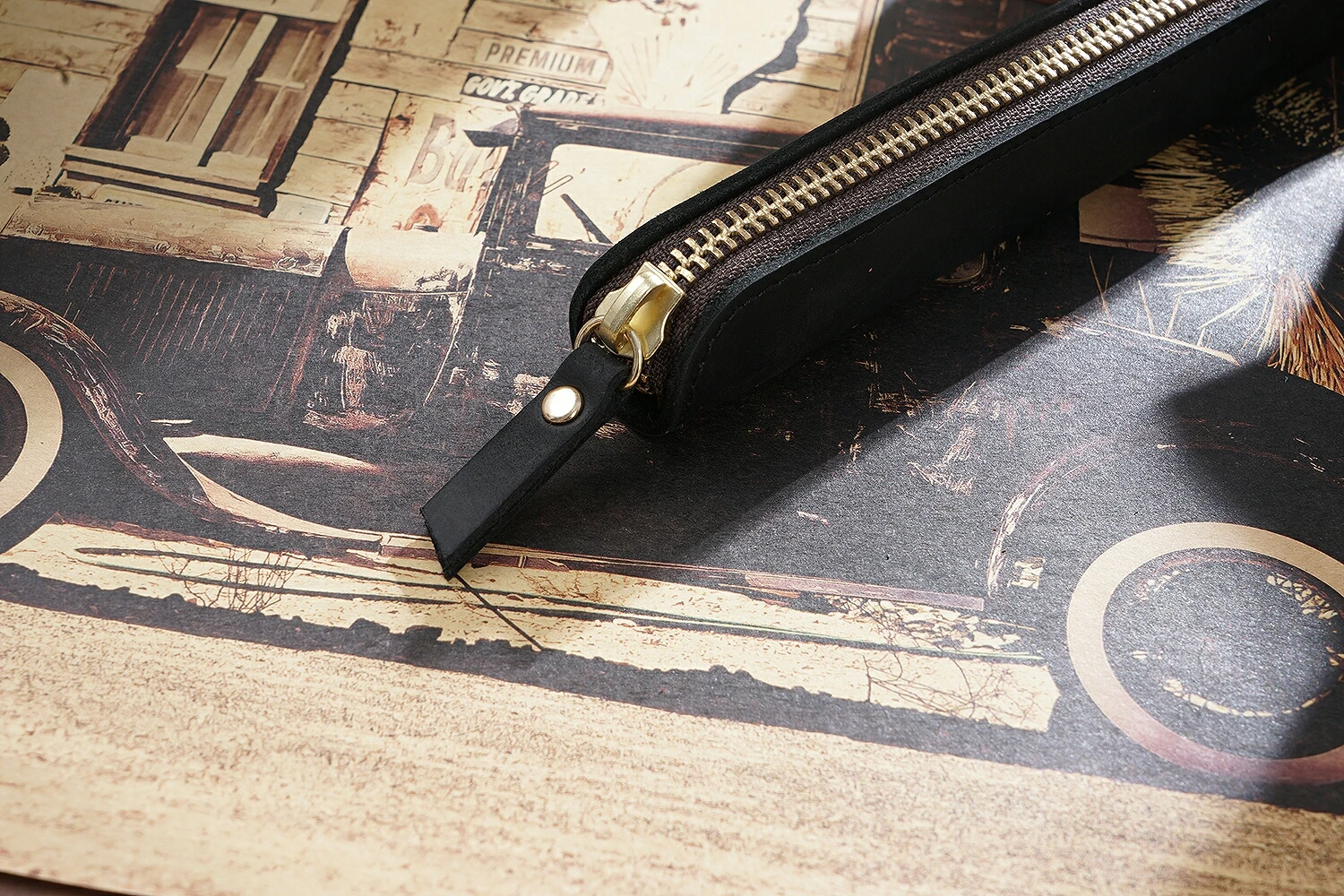 Genuine Leather Zipper Pen Bag Mini Small Pencil Case Apple Electronic Writing Pen Protective Sheath Creative Vintage Style
