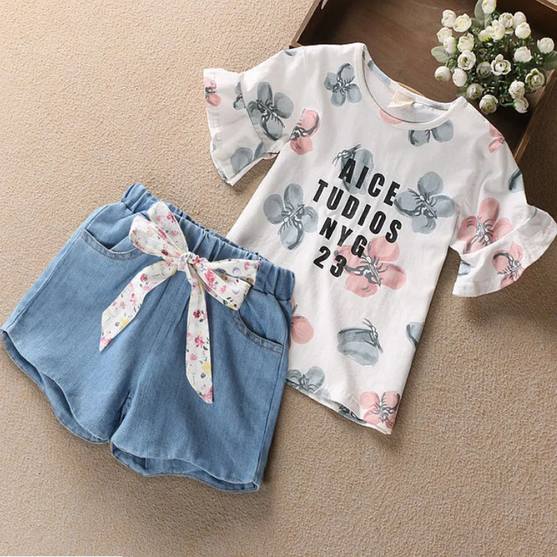 

Baby Girl Toddlers 2Pcs Clothes Sets Letter Print Short Sleeve O-Neck Cropped Top + Shorts Sets Infants Casual Outfits