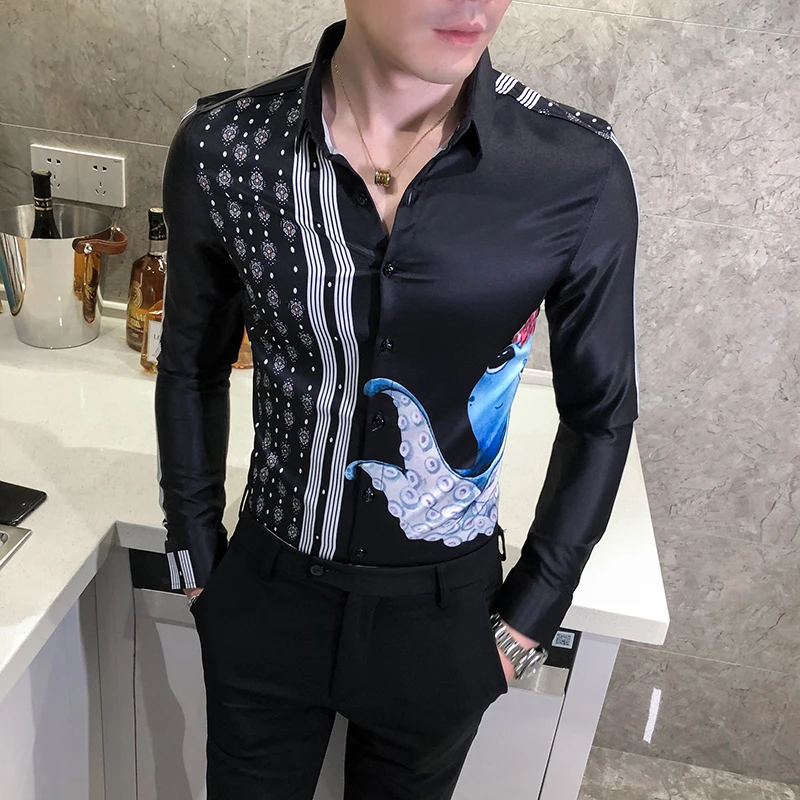 Мужская приталенная рубашка белая с цифровым принтом длинным рукавом смокинг