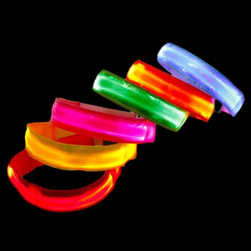 

Sport LED Flashing Illuminates Glitter Bracelet Party Props Gift Outdoor Gym Running Light Lamp Arm Belt LED Flashing Bracelet