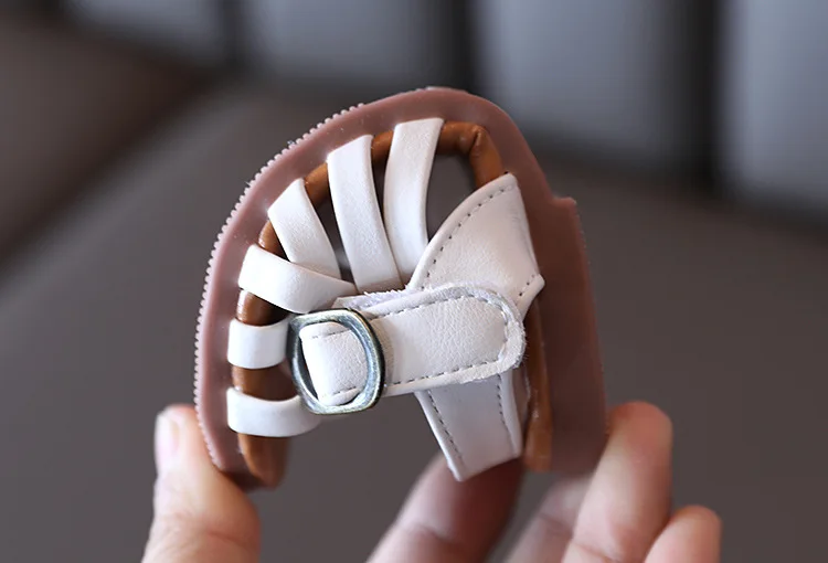 

2021 Summer New Girls Toes Capped Baby Sandals Woven Hollow Princess Shoes Children Soft Bottom Toddler Shoes Casual Kids Chic