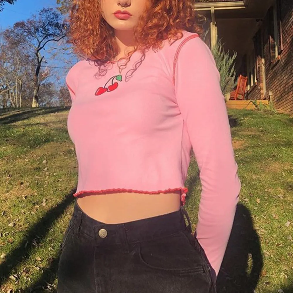 Хлопковая женская футболка с вышивкой вишни милая модная длинным рукавом и