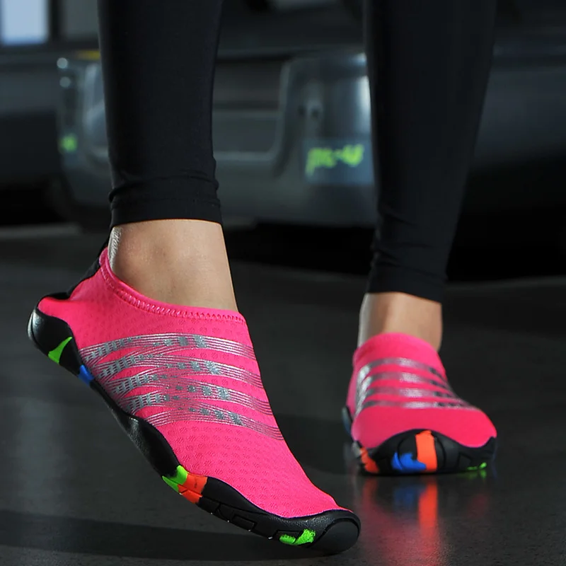 Обувь для воды женщин обувь бега акваобувь женская йоги сандалии плавания и