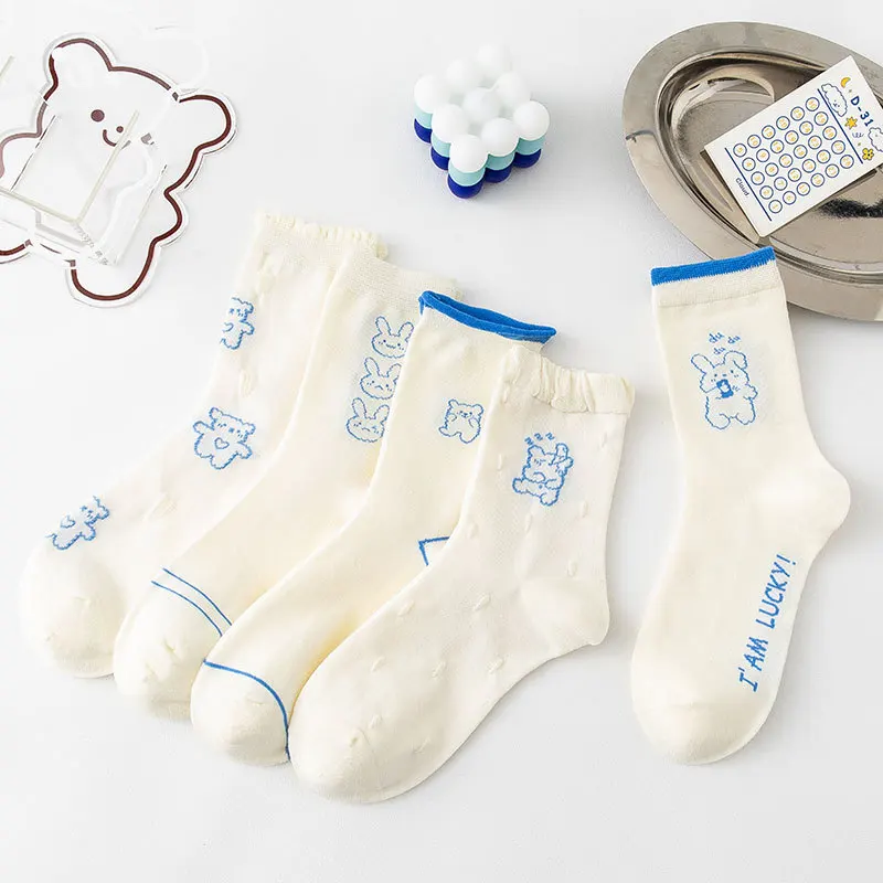 

5 Pairs Women Socks Cute Medium Cotton Women Ins Fashion Breathable Plaid Mid-calf Length Winter Warm Vintage All-Match