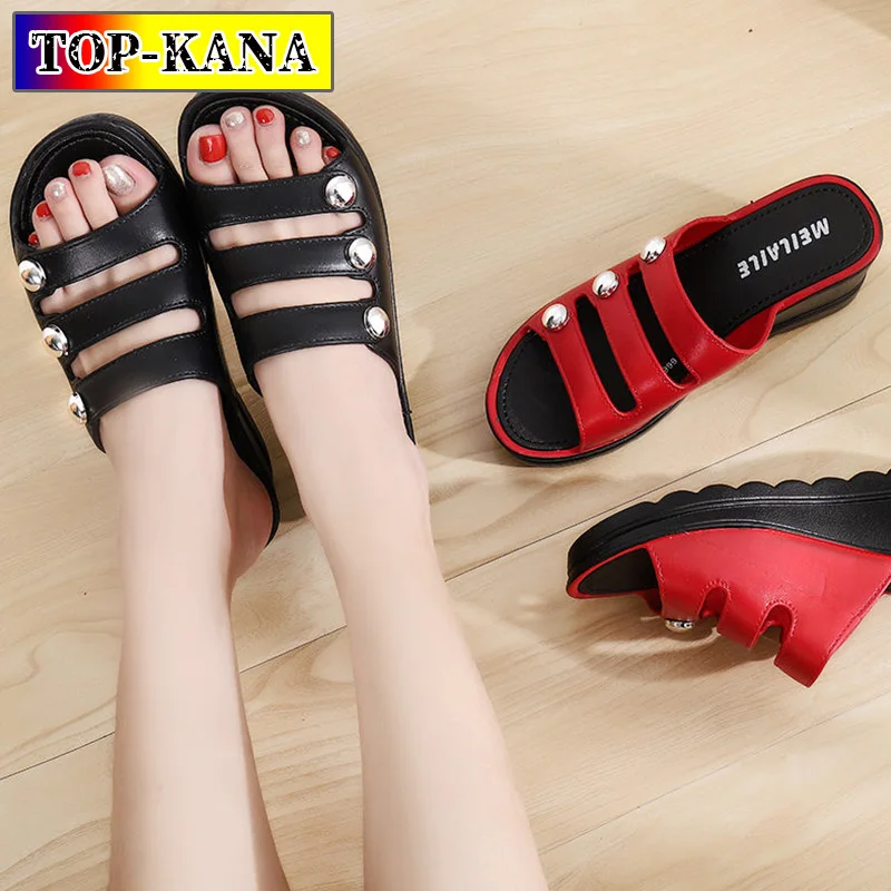 

New Style Summer Women Shoes Sexy Designer Women Resistant Non-slip Sole Lady Flats Slippers Sandals Black Red Women's Slippres