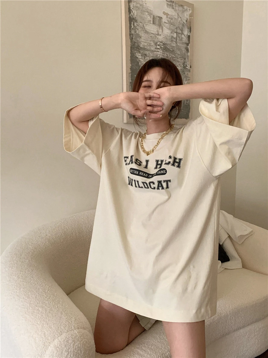 Футболка женская оверсайз с надписью абрикосовый модный топ большого размера 3