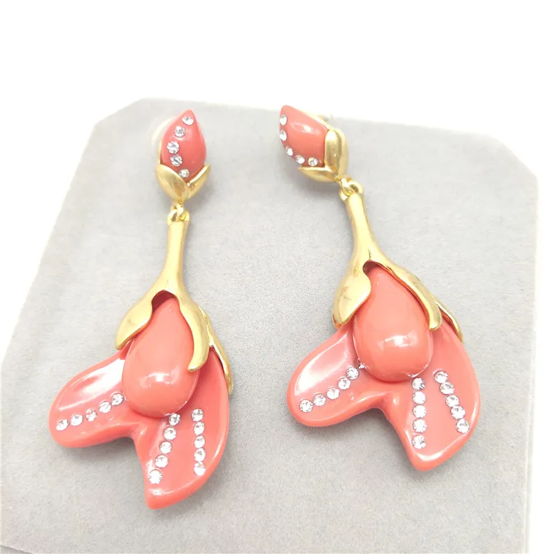 Ожерелье и серьги из меди красной смолы с цветами магнолии|Ювелирные наборы| |