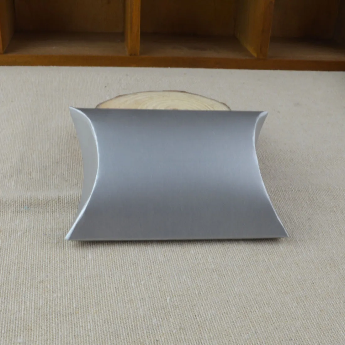 12 шт. бумажные коробки для конфет в форме подушки|Подарочные сумки и упаковка| |