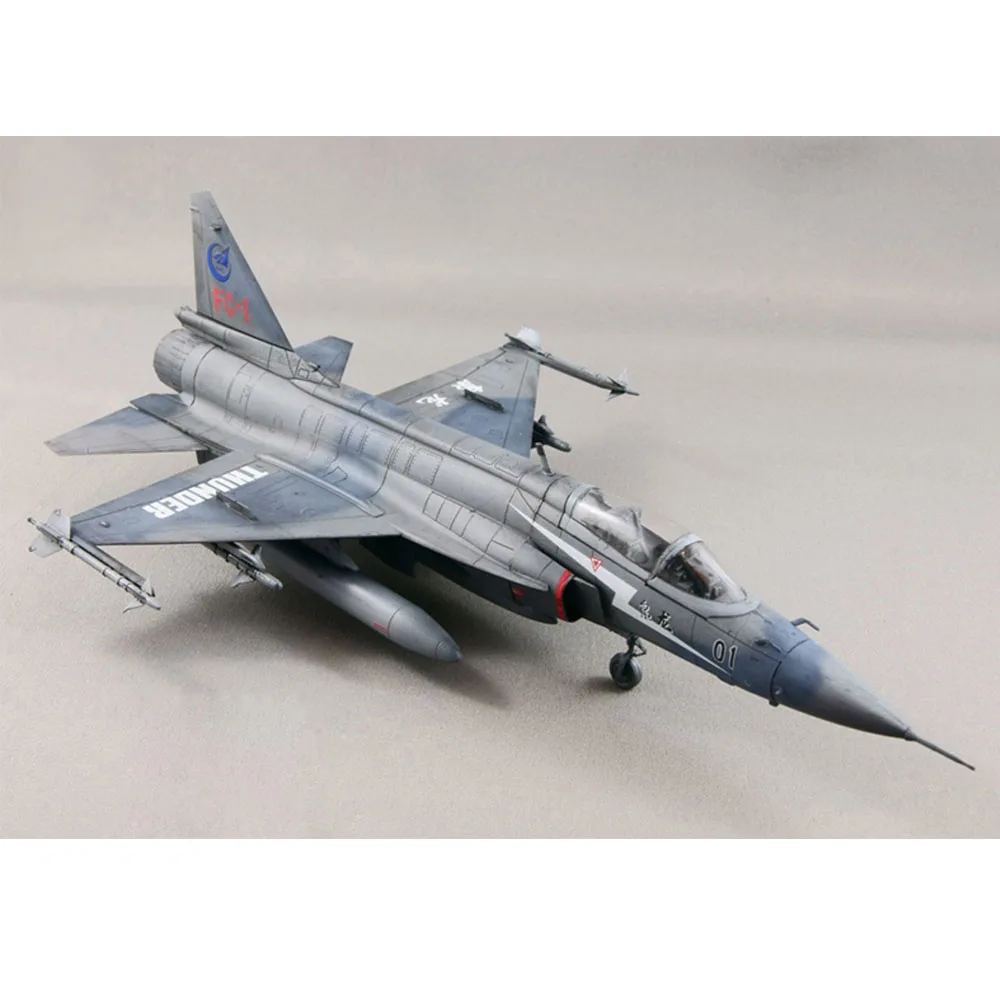 Модель Trumpeter 02815 1/48 Китай яркий дракон пакистанский стиль боевой самолет грома