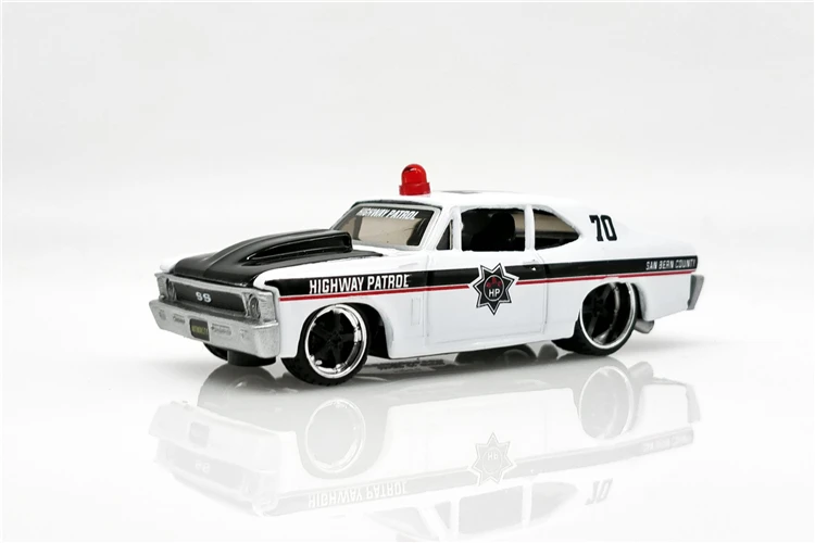 Вечная классика Bburago для Chevrolet Nova 1970 Boy модель автомобиля в масштабе 1:64|Наземный