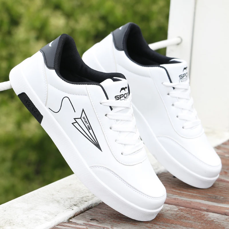 

Sapatos De Hombre 2021 Fashion White Shoes Leather Shoes Men Lightweight Chunky Sneakers Men Classic Men Vulcanize Shoes