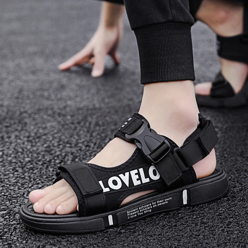 

2021Outdoor Vacation Travel Beach Sandals Men's Anti-skid Breathable Casual Shoes Comfortable Light Anti-Slippery Summer Sandals