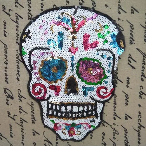 Модные Baitie цветные жемчужные украшения в виде черепа, высококачественные декоративные аксессуары для одежды кружевной ткани Zhangzi Модные Baitie цветные жемчужные украшения в виде черепа, высококачественные декоративные аксессуары для одежды кружевной ткани Zhangzi