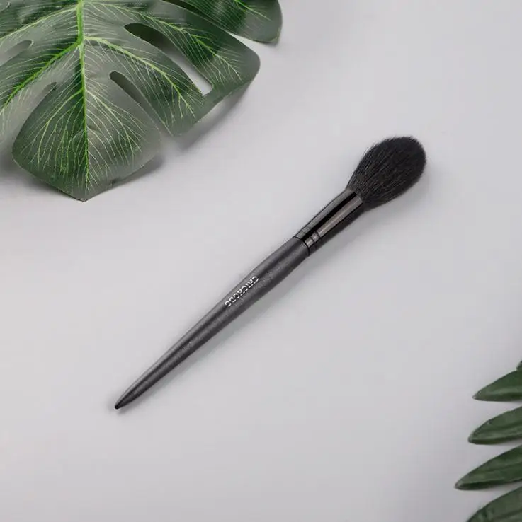 CHICHODO натуральная козья шерсть с длинной ручкой highlighter кисть для смешивания пудры