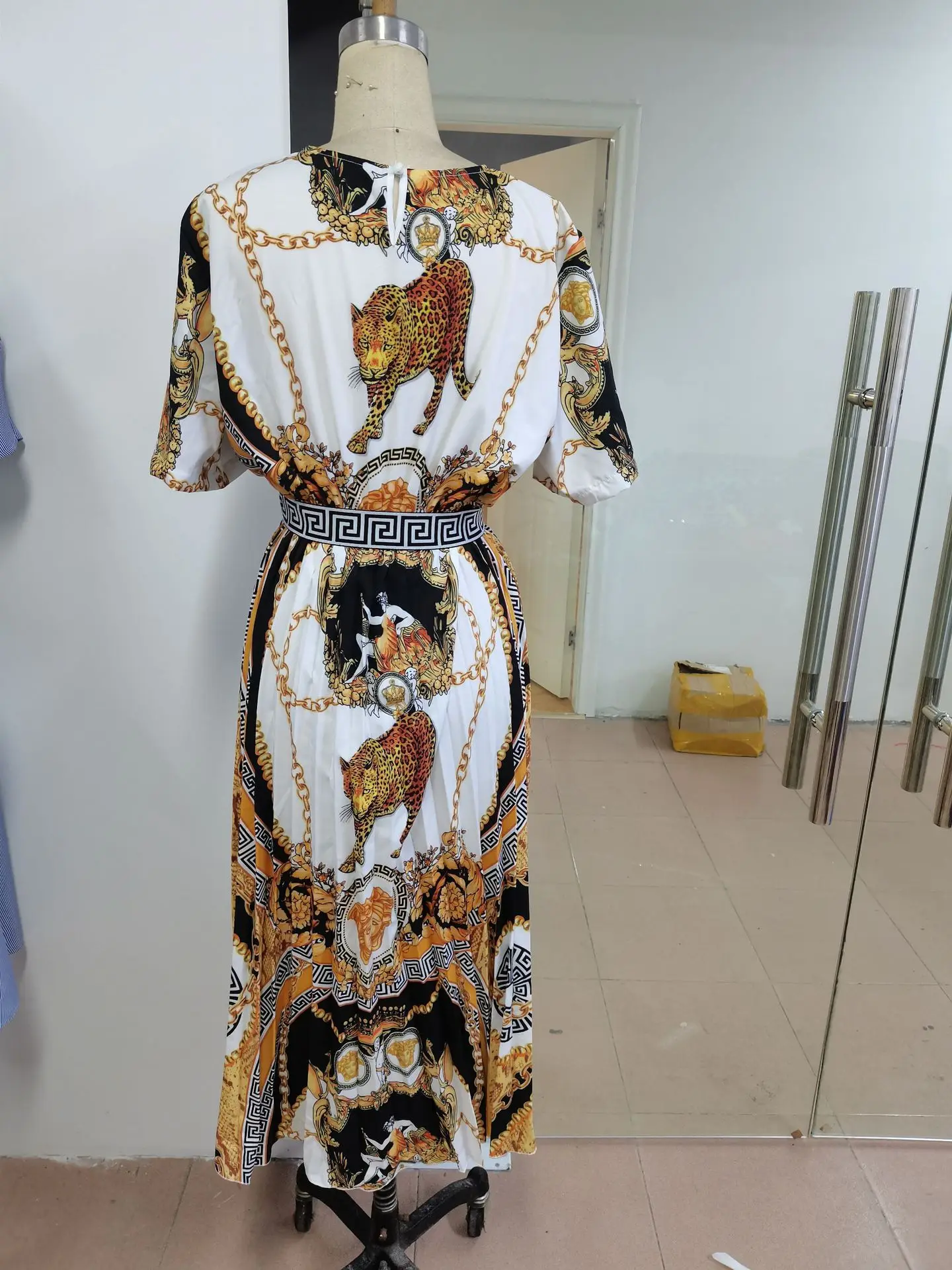

Plus Size Summer Dress Women Sundress Causal Dress 2021 New Arrivals Draped Midi Dress O Neck Long Evening Party Dress