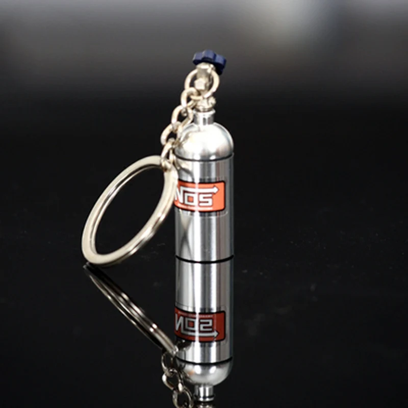 Аксессуары для интерьера автомобиля брелок в виде азотной бутылки металлическое