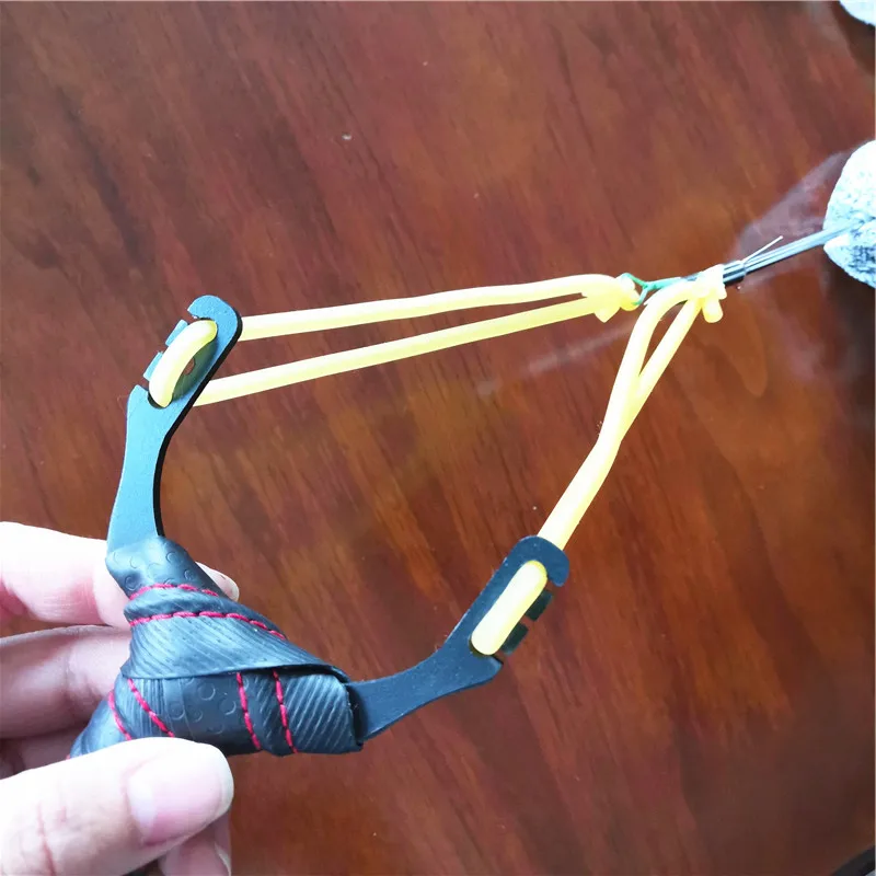 

High Precision Accurate Titanium Steel Slingshot Fishing Hunting Set Fish Shooting Arrow Catapult Outdoor Sling Shot for Outdoor