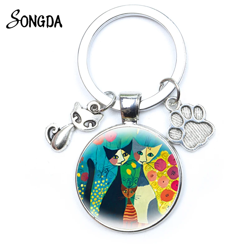 

Creative Colorful Cats Family Keychains Holder Cute Cat Paw Charms Key Chains Keyrings for Bag Key Glass Dome Statement Jewelry