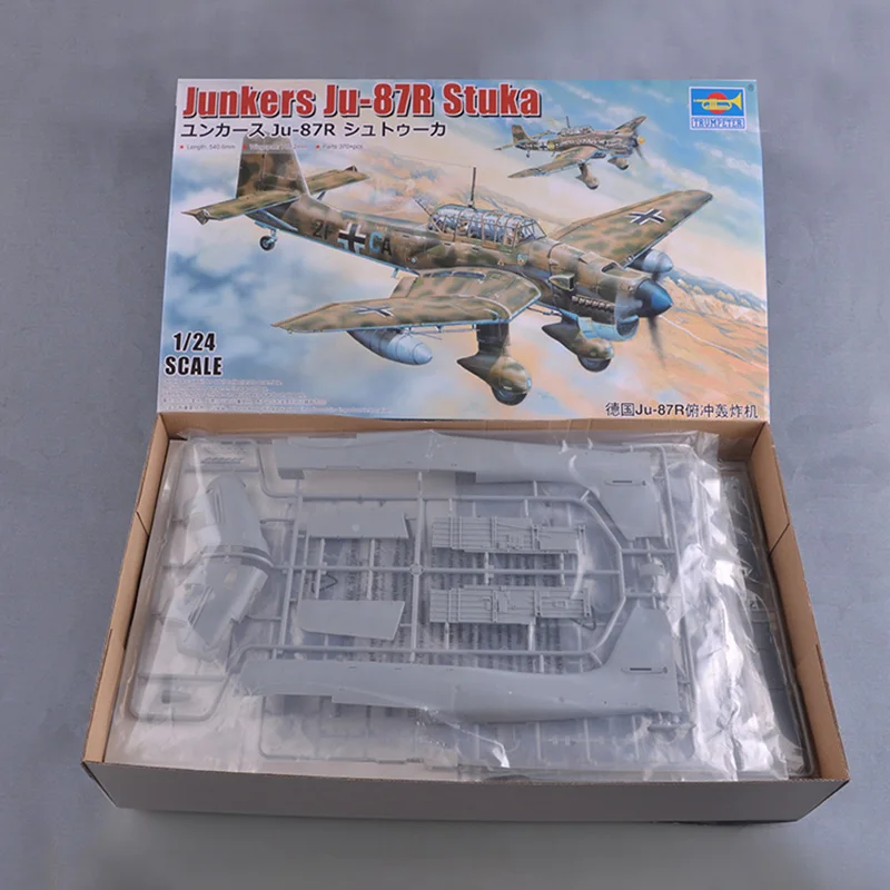 1/24 Trumpeter 02423 Junkers Ju-87R Stuka Bomber Aircraft Plane Kit Static Model TH19375-SMT2