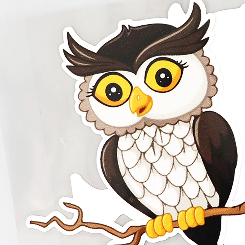 

YJZT 13.7CM11.4CM Cartoon Owl Bird On The Tree Car Sticker PVC Decal 11C-0019