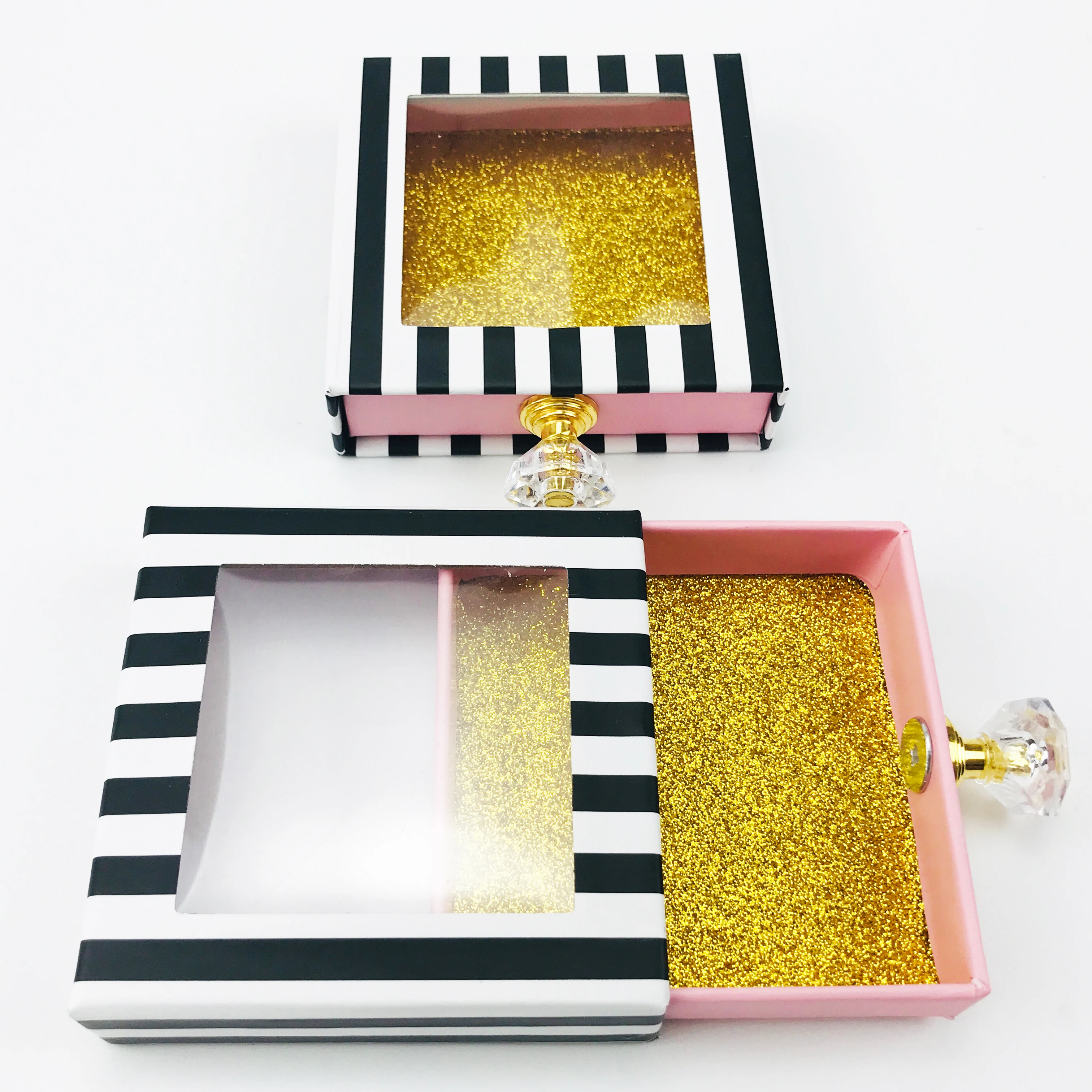 Футляр для ресниц FOXYFOX объемные норковые ресницы в упаковочной коробке с