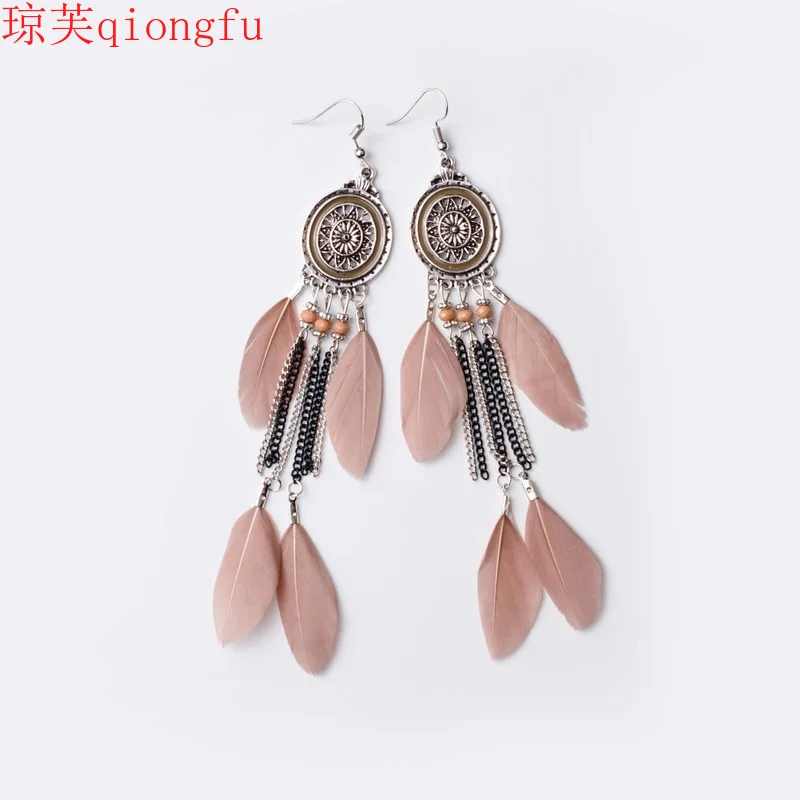 

Bosnian women's earrings 2021 creative tassel feather long women's chain alloy popular earrings beach style jewelry