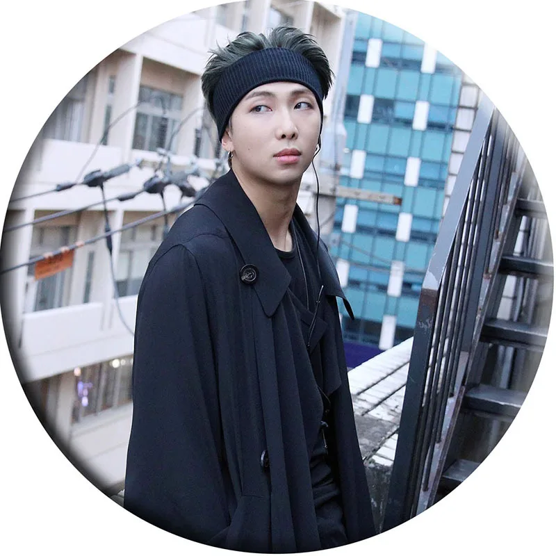Оптовая продажа Bangtan Boys Kpop 2021 год значок на пуговицу с надписью тему сезона одежду