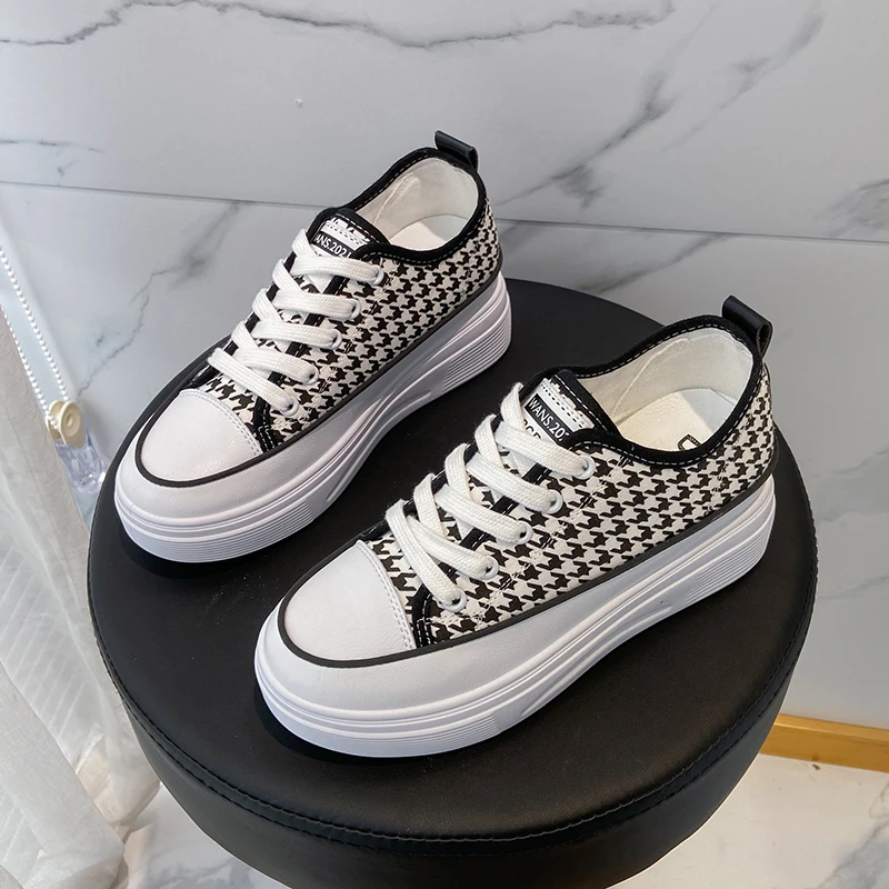 

Women's Sports Shoes Fashion Women's Sneakers 2021 Women's Canvas Shoes Lace-Up Platform Shoes All-match Comfortable Woman Shoes