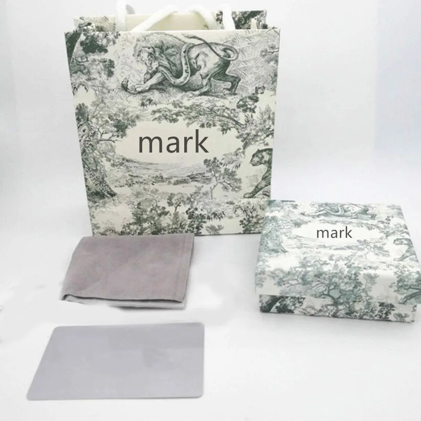 

Classic Fashion Popular Pattern Tote Bag Jewelry Box Flannel Bag