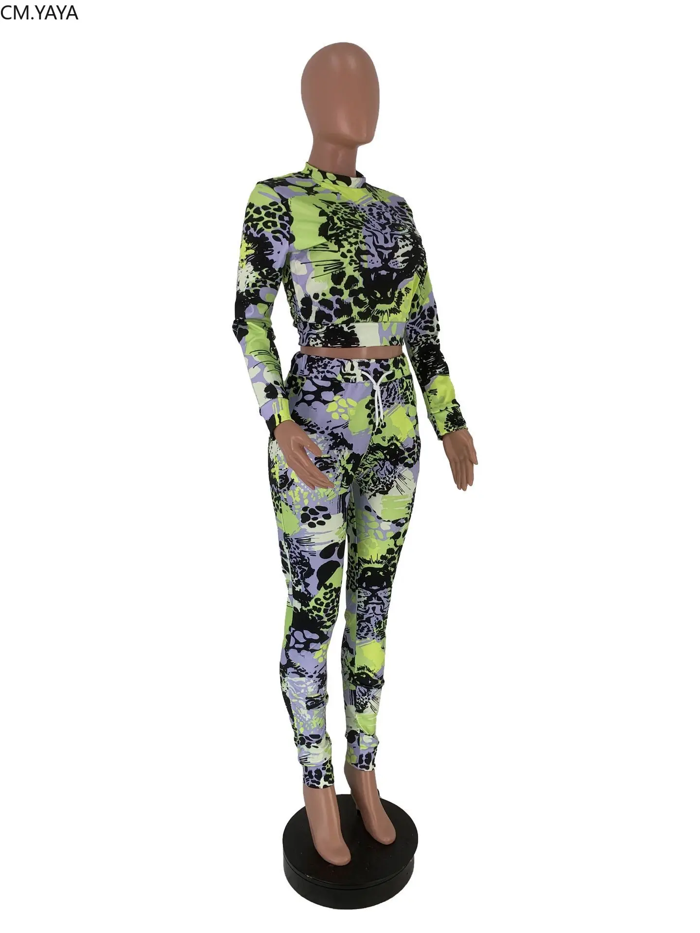 Осенний спортивный женский комплект с леопардовым принтом короткий свитер