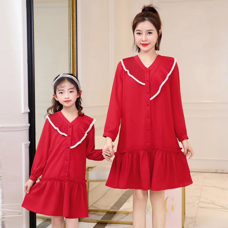 

WLG/Семейные комплекты; Красные, темно-синие платья для мамы и дочки; Изысканные одинаковые комплекты; Модная одежда; Сезон весна-лето